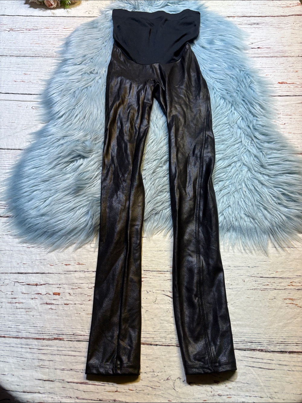 SPANX Black Faux Leather Maternity Leggings sz S